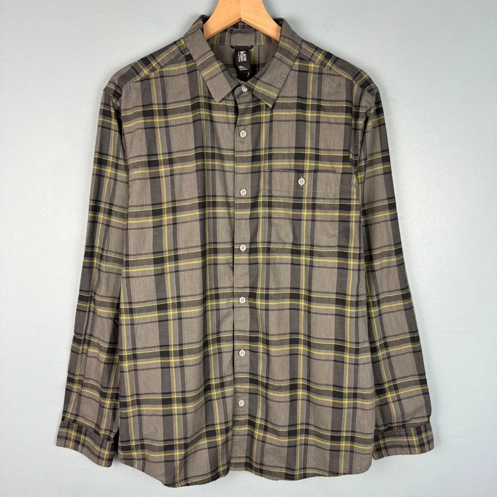 Mountain‎ Hardwear Men's Large Gray Yellow Plaid Long Sleeve Button Up Shirt